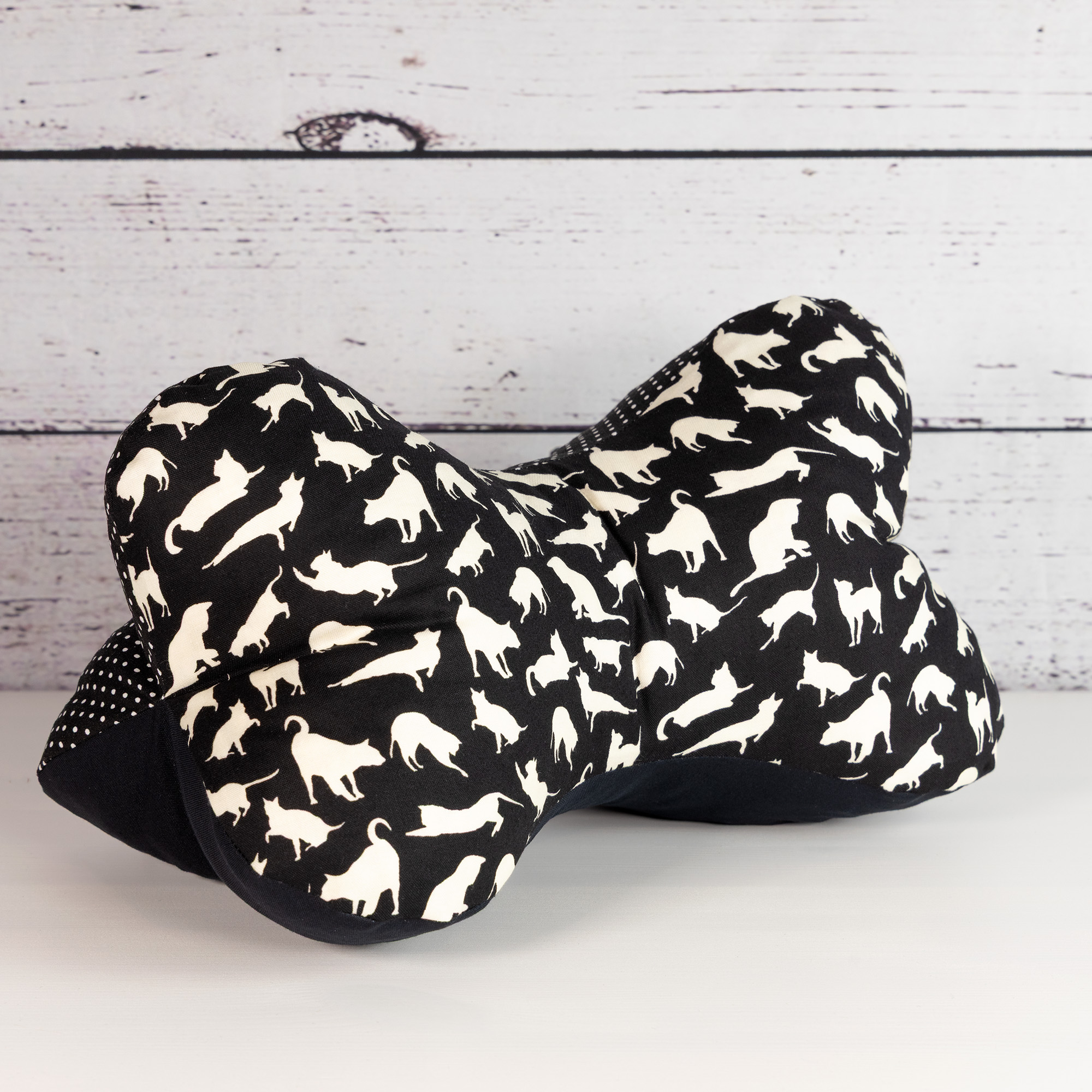 Leseknochen "Black Edition" - Katzen 10