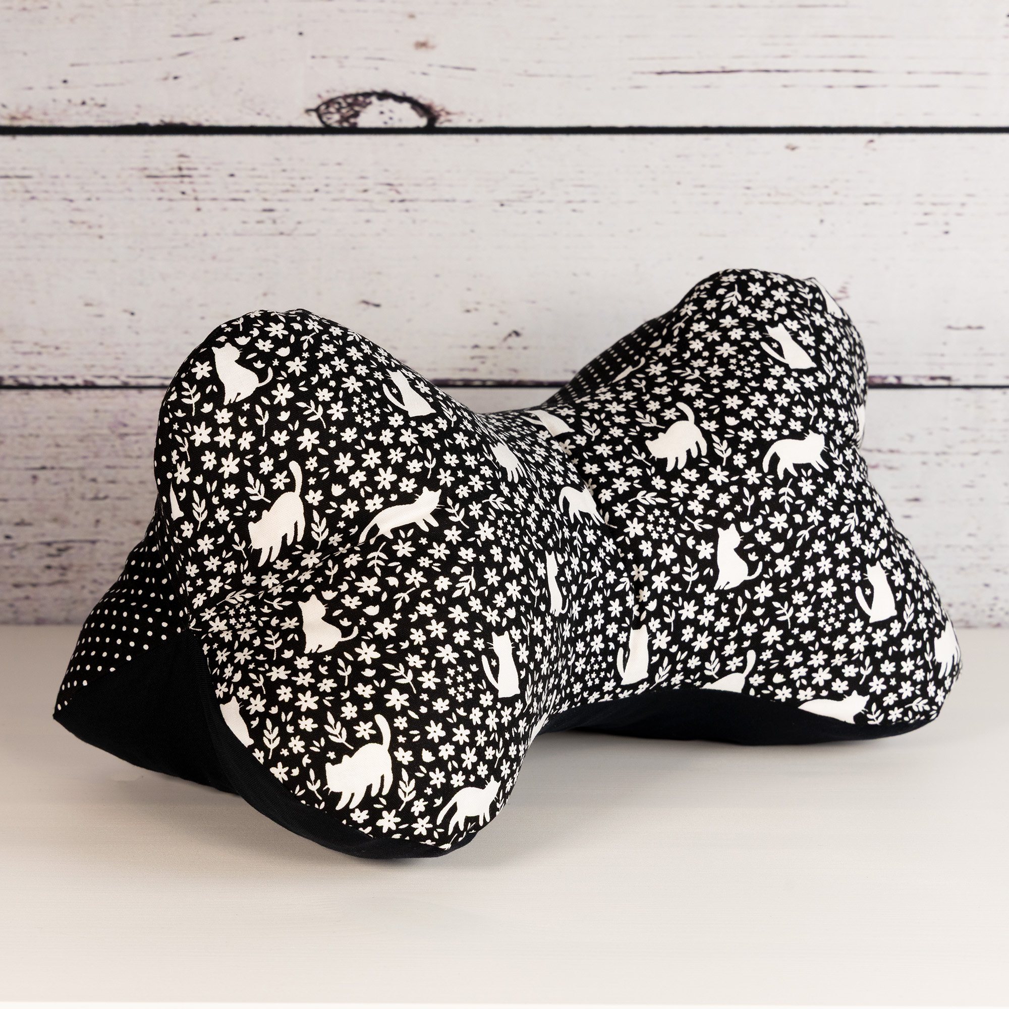 Leseknochen "Black Edition" - Katzen 37