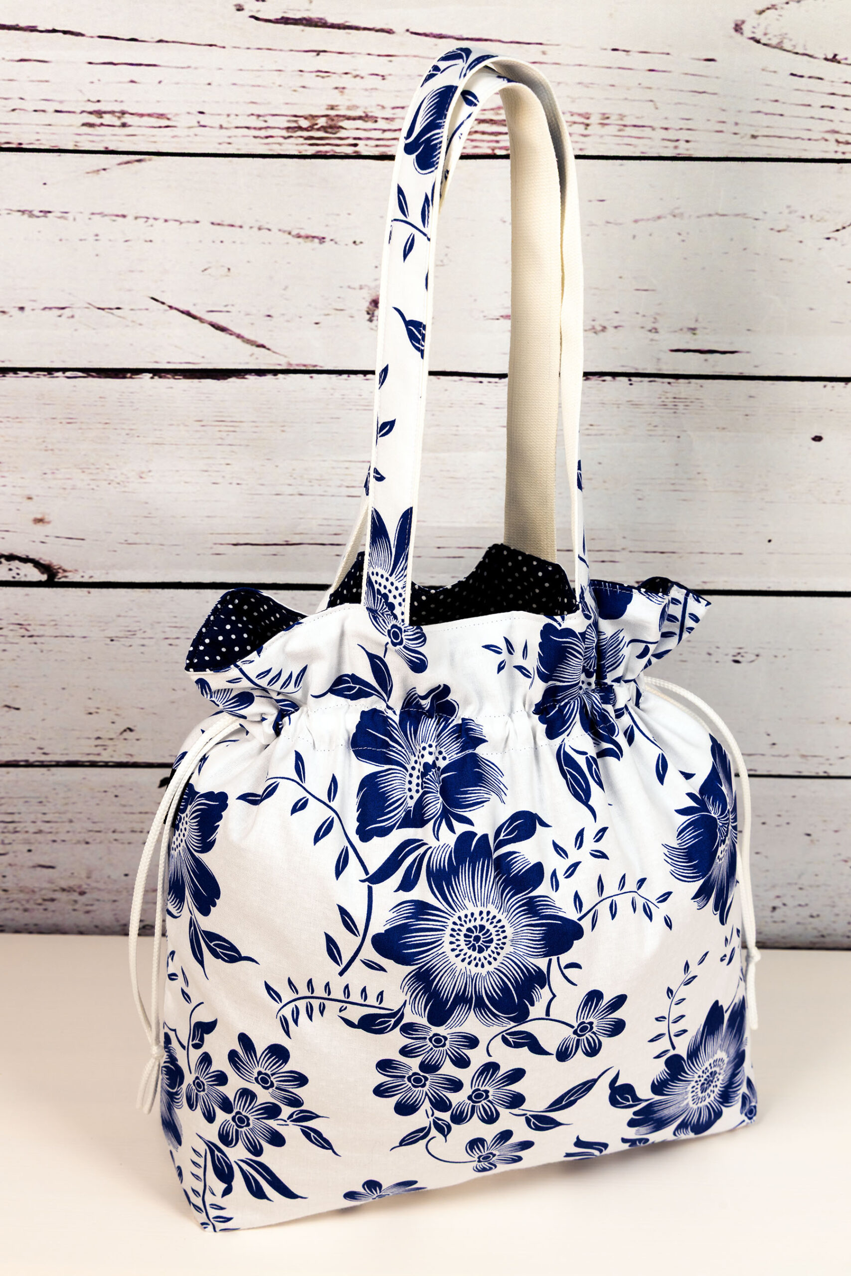🧵 Handgemachte Handtasche Blumen 61 - Innenfutter Punkte blau